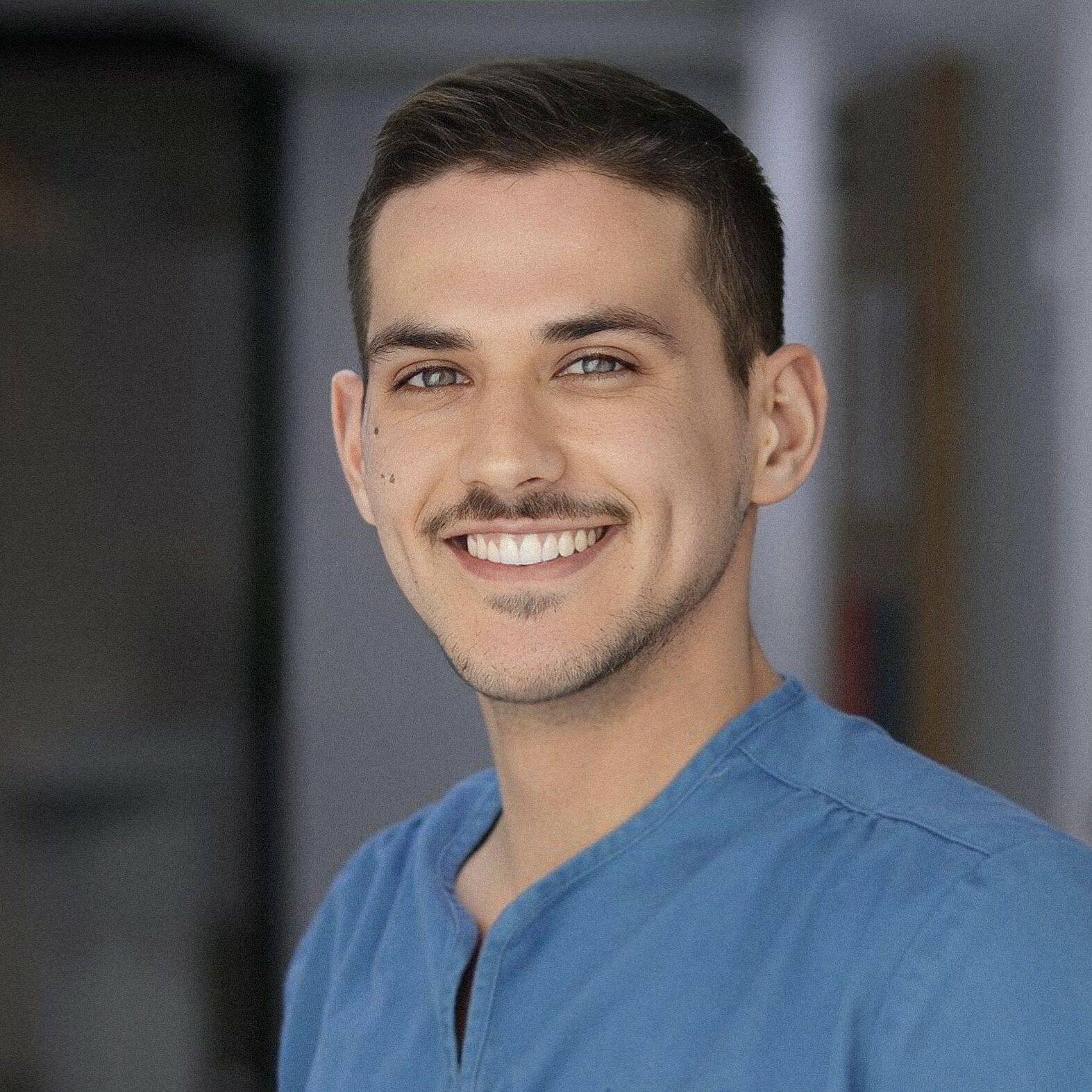 09E1EB56 462A 4564 85F9 E903E77C38B8